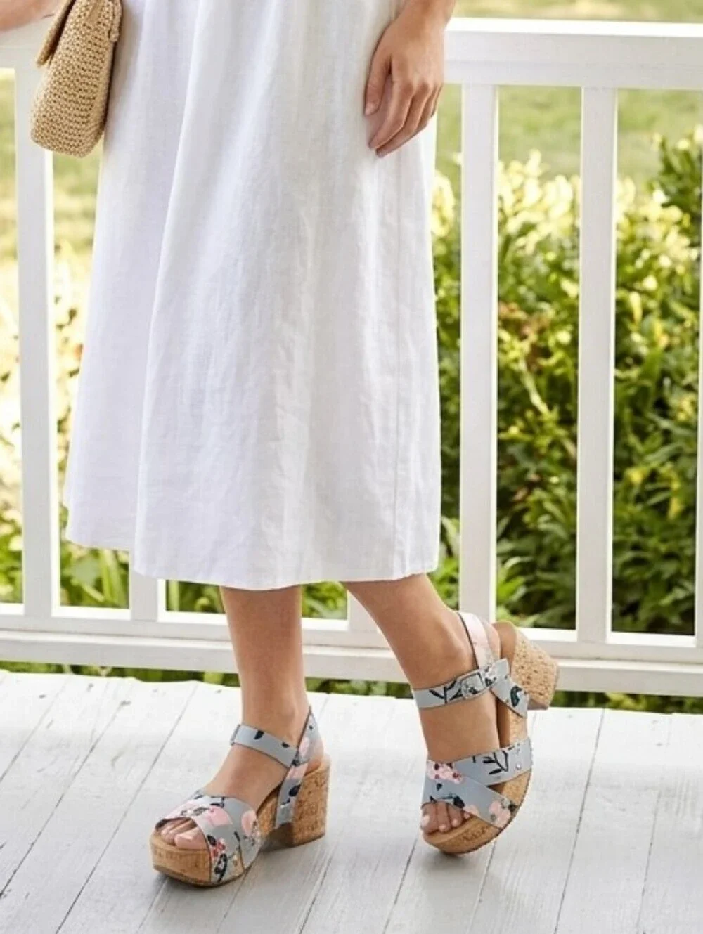 Journee Collection Valentina Floral Platform Sandals Cork Block Heel Sz 7.5 NEW